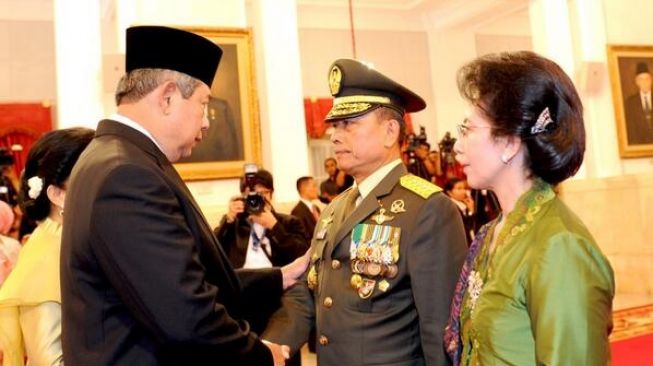 Tak Disangka-sangka! Ini Respon SBY Saat Diminta Kadernya Turunkan Foto Moeldoko di Museum