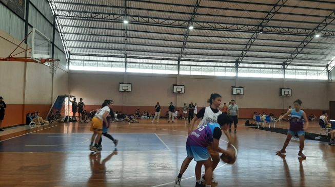 Pencarian Bibit Muda, 52 Tim Ikuti Turnamen Basket 3x3 di Solo