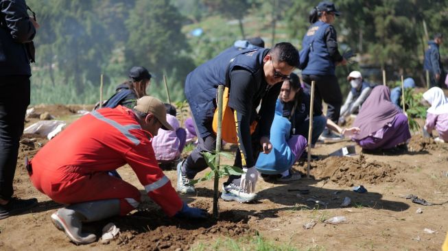 Cakra Abhipraya Responsif Gembleng Calon Relawan dengan Wawasan Pertanian di Dataran Tinggi Dieng