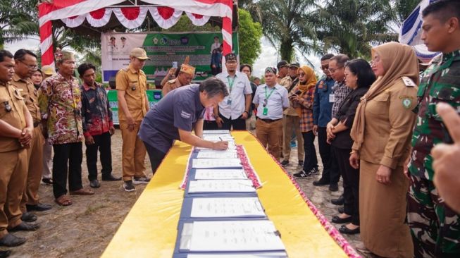 Kolaborasi Pulihkan Ekosistem Hutan Gambut dan Kembangkan Perekonomian Desa