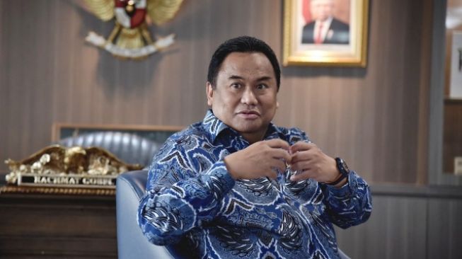 Gorontalo Jadi Salah Satu Sasaran Pinjol Ilegal, Rahmat Gobel: Jangan Tergoda Iming-iming!