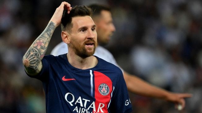 Lionel Messi saat memperkuat Paris Saint-Germain (PSG) musim lalu. [FRANCK FIFE / AFP]