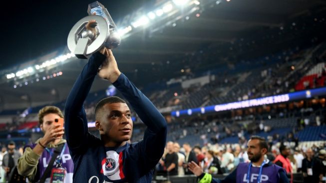 Jersei Nomor 9 Real Madrid Takkan Disentuh Pemain Lain sampai Kylian Mbappe Datang