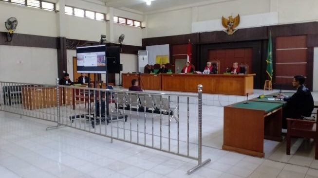 Korupsi Dana Desa, Cikwan Divonis Empat Tahun Penjara