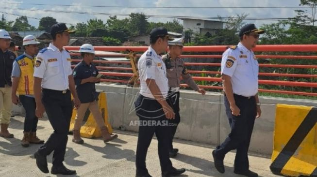 Banyak Faktor Belum Selesai, Jembatan Ngujang kembali Batal Dibuka