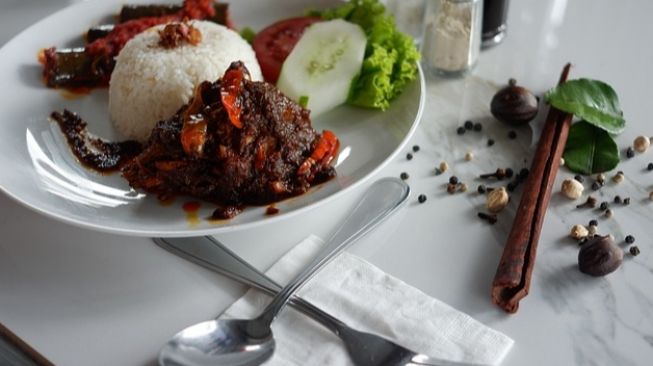 Bumbu Rendang Sapi Sederhana, Lengkap dengan Bahan Rahasianya