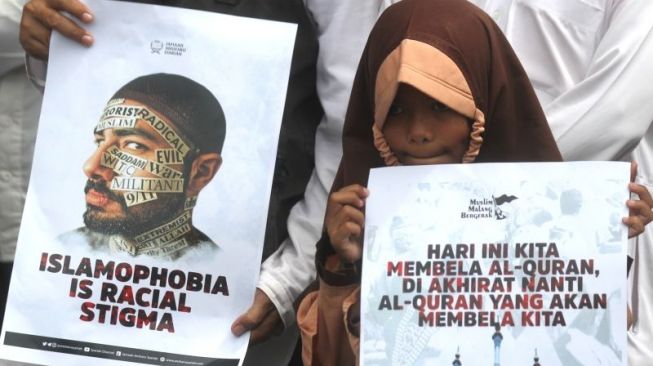 Salinan Al-Quran Dibakar di Swedia Bertepatan Perayaan Idul Adha