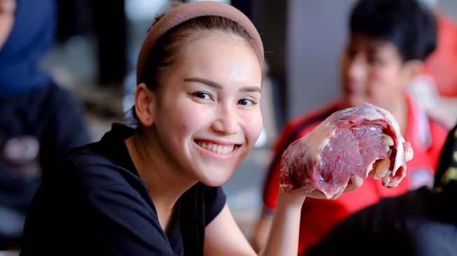 Lakukan Ini Supaya Daging Kurban Tahan Lama