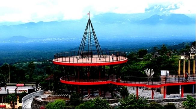 Ketep Pass, Tempat Wisata untuk Menyaksikan Keindahan Pegunungan Magelang