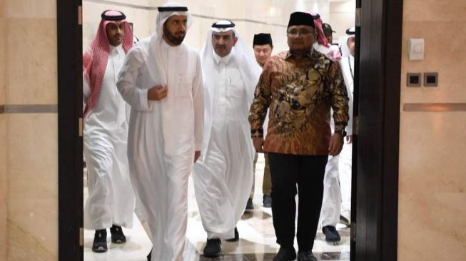 Mengadu ke Menhaj Saudi, Menag Yaqut Sampaikan Problem Layanan Armina 1444 H