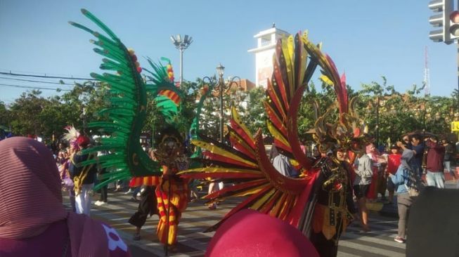 Parade Senja Full Atraksi, Pelajar Kota Madiun Tampil Bergilir