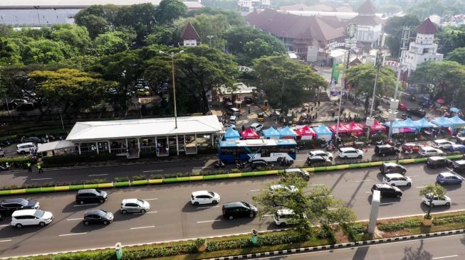 Ayo, Naik Transportasi Umum ke Jakarta Fair