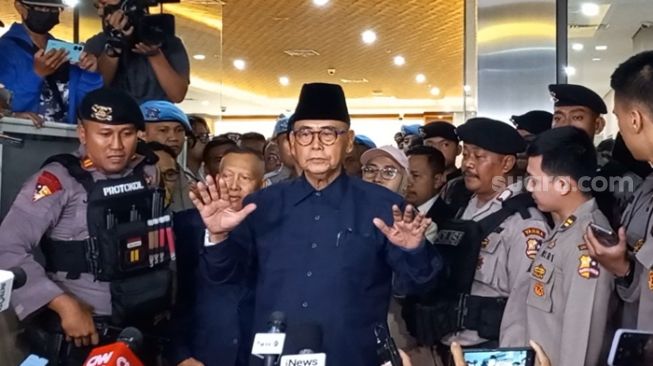 Punya 256 Rekening, Dari Mana Sumber Kekayaan Panji Gumilang Sebenarnya?