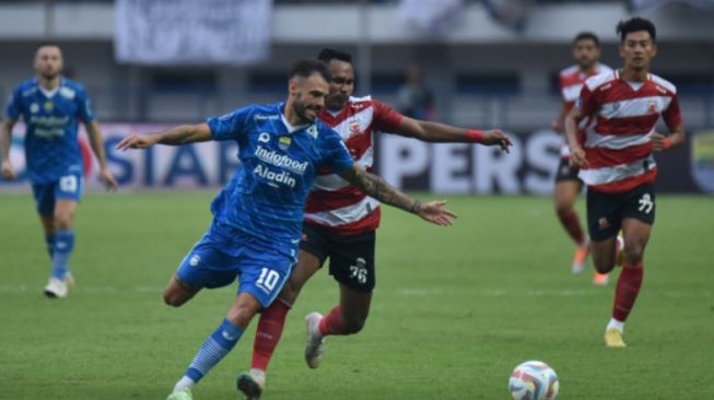 Langsung Nyetel meski Baru Gabung, Luis Milla Puji Performa Duo Spanyol Persib