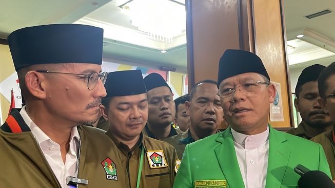 Plt Ketua Umum PPP Muhamad Mardiono dan Sandiaga Uno. [Suara.com/Novian]