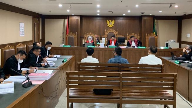 Sidang Kasus Korupsi BTS 4G, Pejabat Kominfo Ngaku Terima Tas hingga Ikat Pinggang Mewah Merek LV dan Hermes