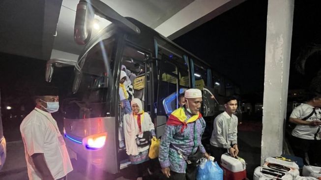 Seorang Jamaah Haji Asal Karimun Meninggal Saat Tiba di Batam