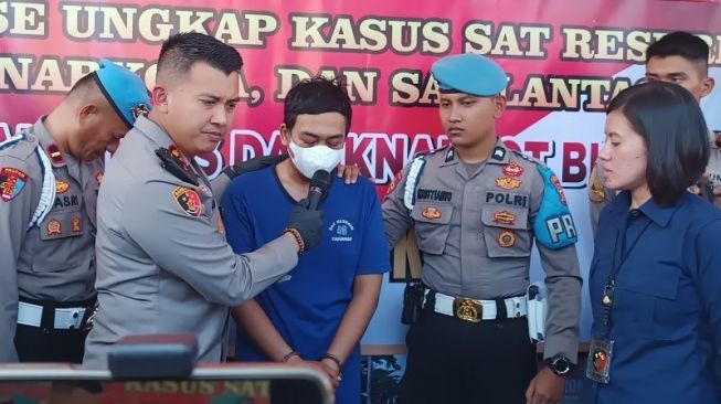 Polres Cirebon Tangkap Oknum Guru Pelaku Pencabulan Muridnya