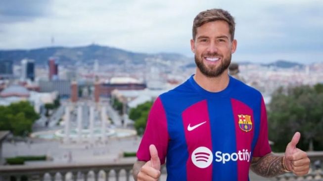 Perkuat Lini Pertahanan, Barcelona Resmi Datangkan Inigo Martinez