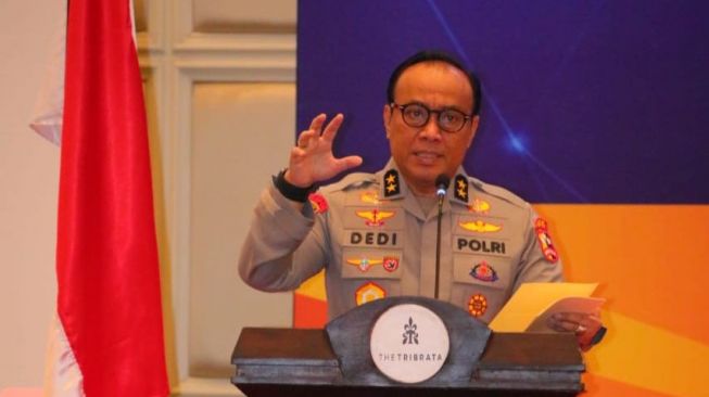 Polri Gelar Wayang Kulit Berlakon Wahyu Cakraningrat