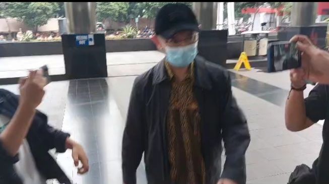 Diperiksa Jumat Keramat, Andhi Pramono Bakal Ditahan KPK?