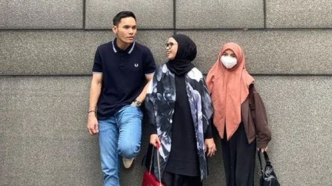 Potret Keluarga Ben Kasyafani Liburan di Australia (Instagram/@nesyanabila)