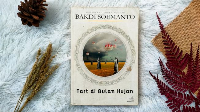 Kisah Karyawan yang Bekerja Tanpa Kepala dalam Buku 'Tart di Bulan Hujan'