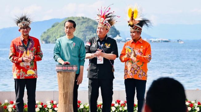 Jokowi Buka Papua Street Carnival, Kolaborasi Kemenparekraf dan PYCH Binaan BIN