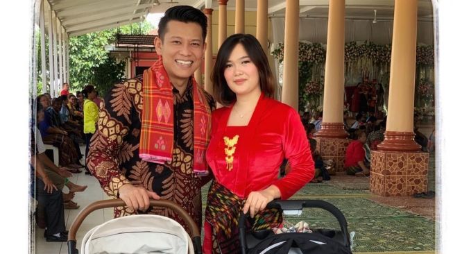 Boris Bokir dan Irma Purba. [Instagram]