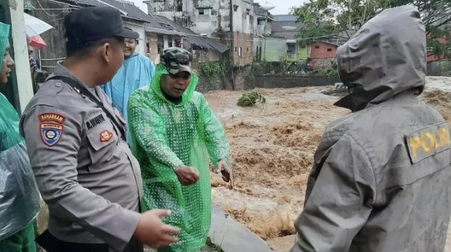 Sungai Bantur di Kabupaten Malang Meluap, 1 Orang Hilang Terseret Arus
