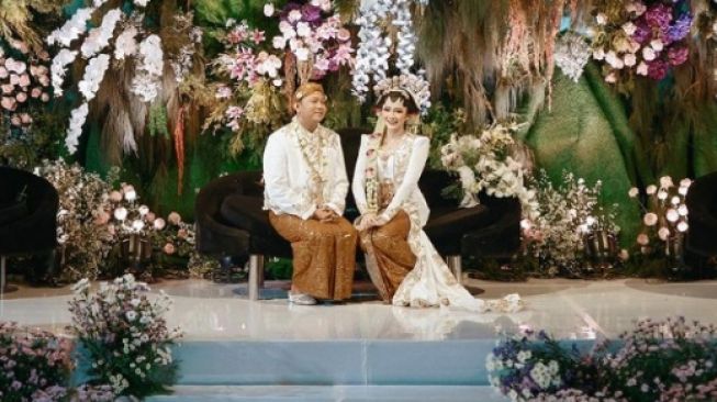 Potret Akad Nikah Denny Caknan dan Bella Bonita (Instagram/@faralljibrill_official)