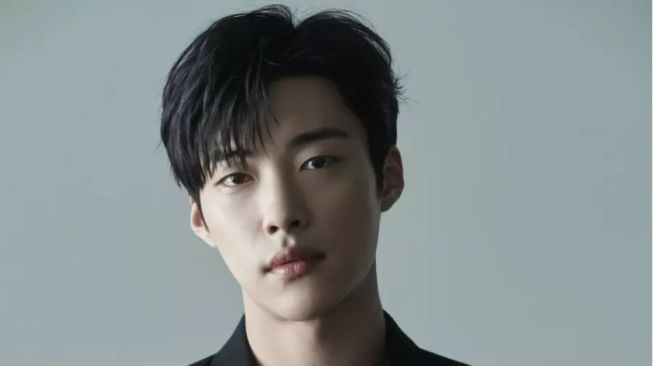 Sukses Bintangi Drama Bloodhounds, Aktor Woo Do Hwan Gabung dengan Agensi Baru