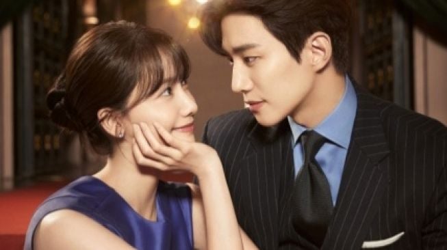 YoonA dan Lee Junho Ciuman di Drama King the Land, Auto Bikin Heboh