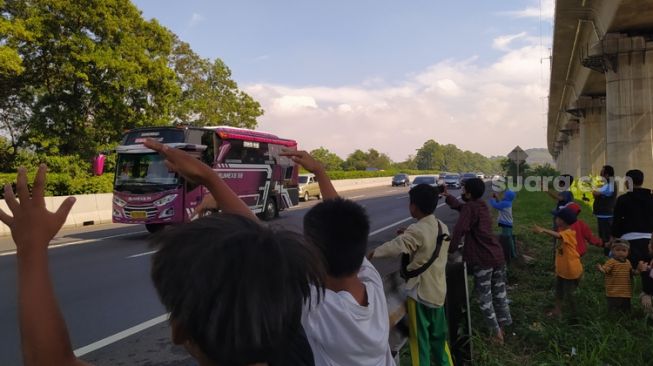 Bisa Membahayakan Bocah, Polresta Bandung Razia Klakson Telolet Bus Pariwisata