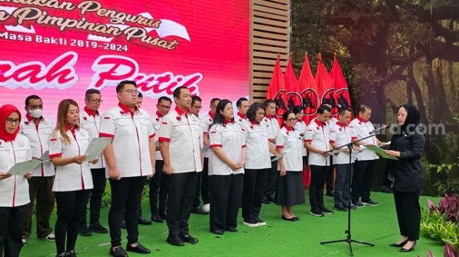 Hadapi Pemilu 2024, Puan Maharani Lantik Pengurus Lengkap Taruna Merah Putih Underbouw PDIP