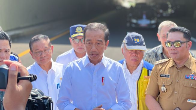 Pemerintah Masih Usaha Bebaskan Pilot Susi Air, Jokowi: Semua Jurus Kita Gunakan