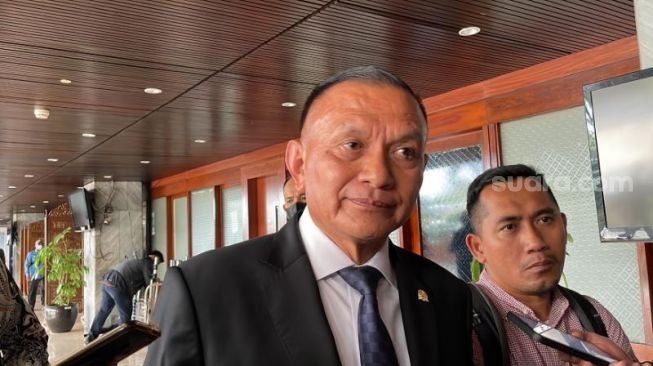 Wakil Ketua DPR RI Lodewijk F. Paulus di Kompleks Parlemen Senayan, Jakarta, Selasa (11/7/2023). (Suara.com/Novian)