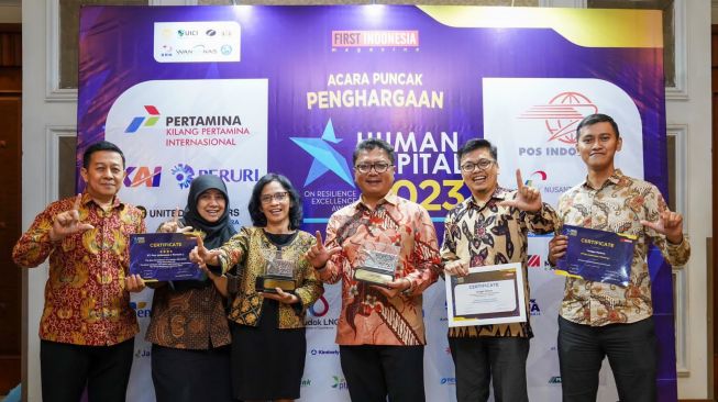 PT Pos Indonesia (Persero) Raih 5 Penghargaan Bergengsi dalam Ajang HCREA 2023