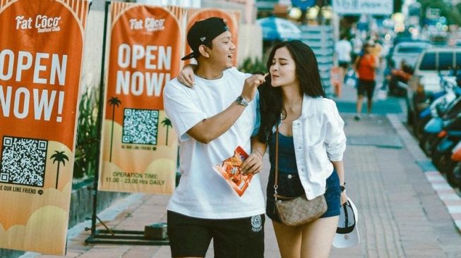 Potret Mesra Denny Caknan dan Bella Bonita Sebelum Nikah (Instagram/@faralljibril)