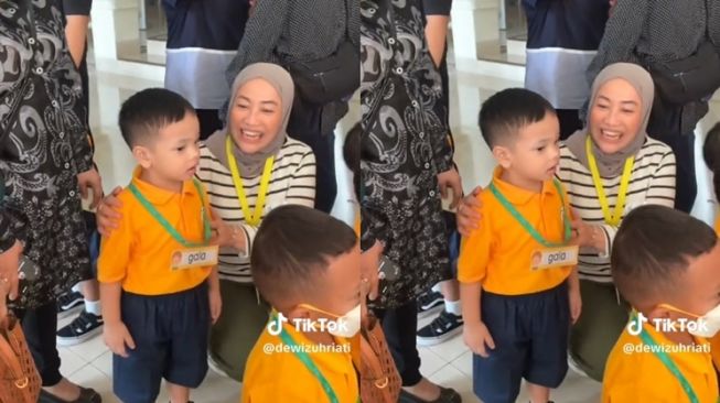 Momen Gala Sky Pertama Masuk Sekolah (tiktok/@dewizuhriati)