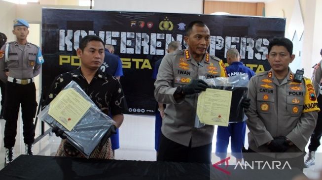 Polisi Ungkap Kasus Pencurian Spesialis Rumah Kos di Solo, Tiga Orang Jadi Tersangka