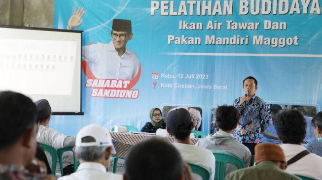 Siapkan Masa Pensiun Yang Produktif, Masyarakat Cirebon Ikuti Pelatihan Budidaya Ikan Air Tawar