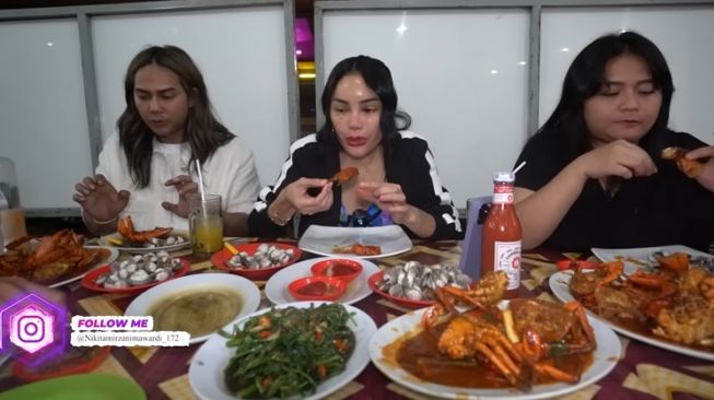 Artis Hobi Bikin Konten Makan  (YouTube Crazy Nikmir REAL)