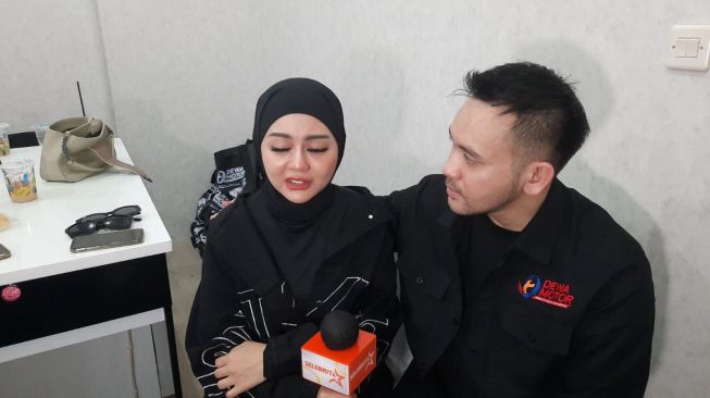 Jenita Janet nangis singgung soal momongan (Suara.com/Ismail)