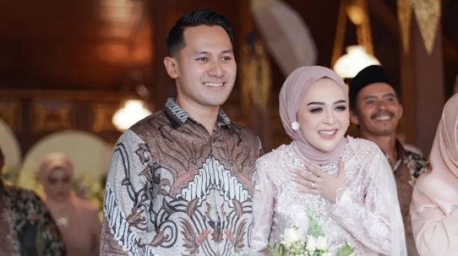 Meylisa Zaara Mengaku Sering Lihat Darah di Lantai Usai Suaminya Mandi, Risiko Anal Seks?