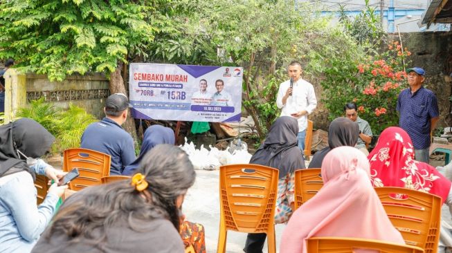 Relawan Sandiaga Uno Gandeng Pemuda Perindo, Hadirkan Sembako Murah di Jakarta Timur