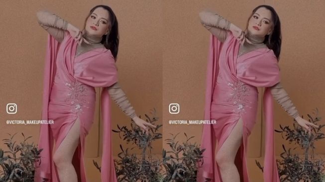 Tampil dengan Rok Mini di Atas Lutut, Nathalie Holscher Ternyata Sempat Janji Tak Akan Posting Pakai Baju Seksi