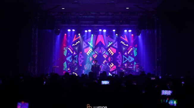 Tilly Birds sukses menggelar konser dihelat di Mbloc Live House, Jakarta pada Sabtu (15/7/2023). [Lumina Entertainment]