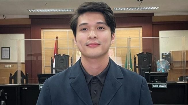 Profil dan Agama Koko Joseph Irianto, Pengacara Ganteng yang Ajak Inara Rusli Taaruf