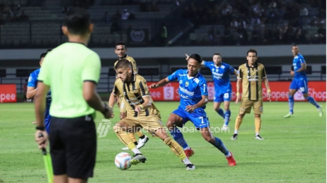 BRI Liga 1: 3 Pemain Persib Bandung Bakal Absen Melawan Bali United Kamis Besok